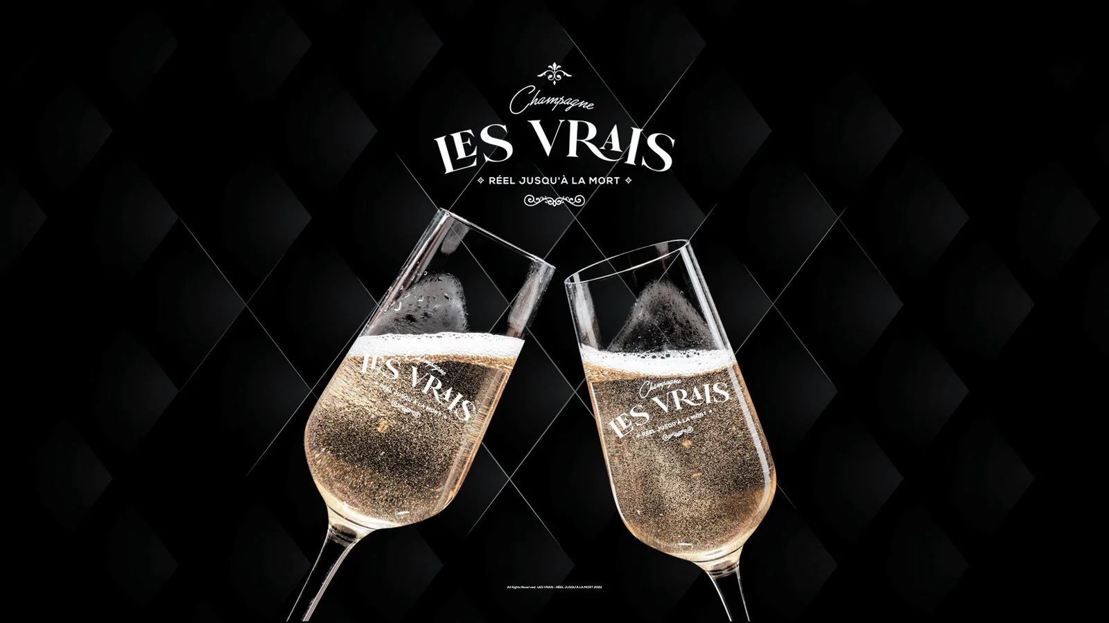 Les Vrais — brindis, copas de champaña